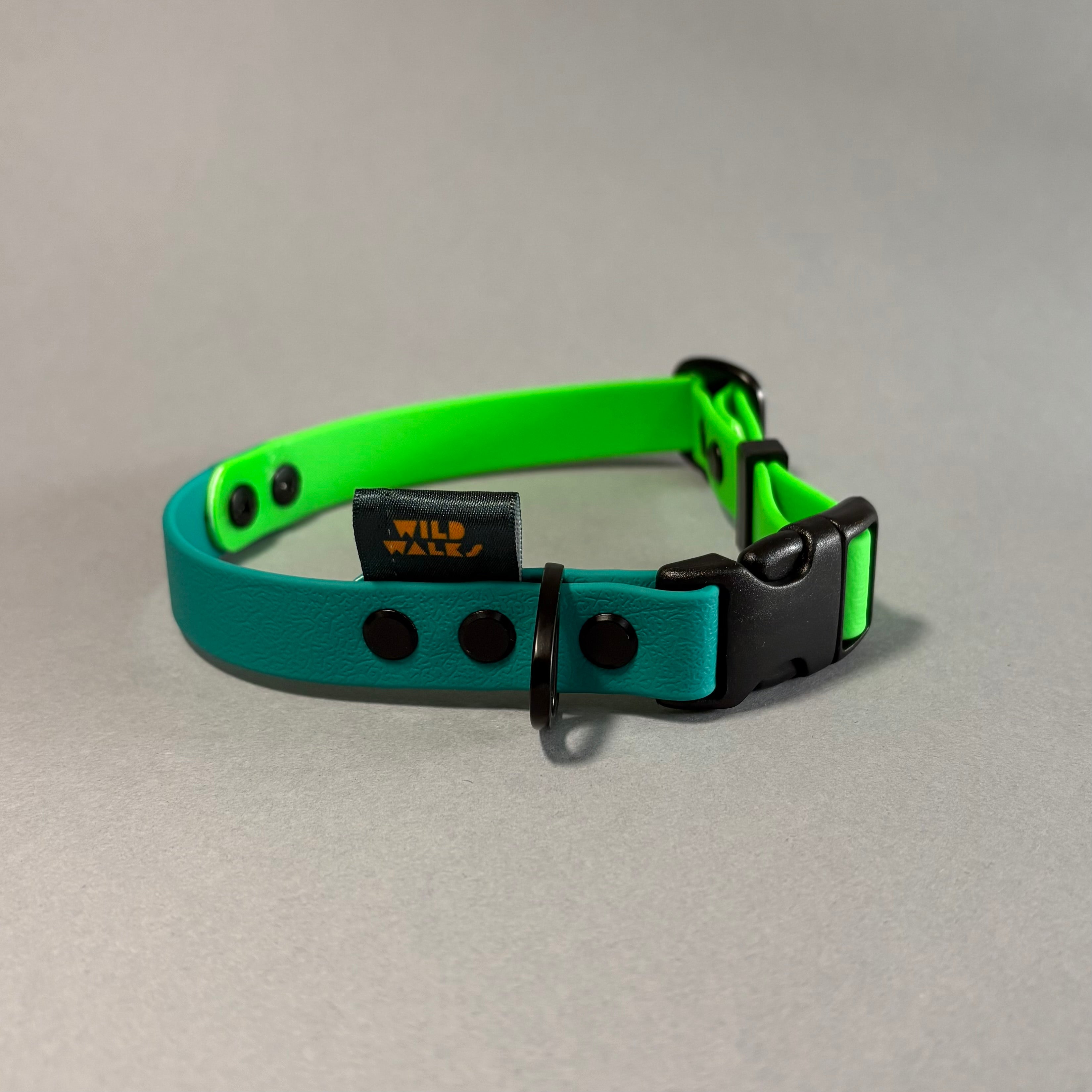 Two Tone Waterproof Collar